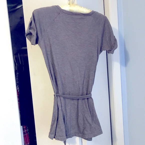 Ladies Tops Size Medium Set of 3 - Picture 2 of 6